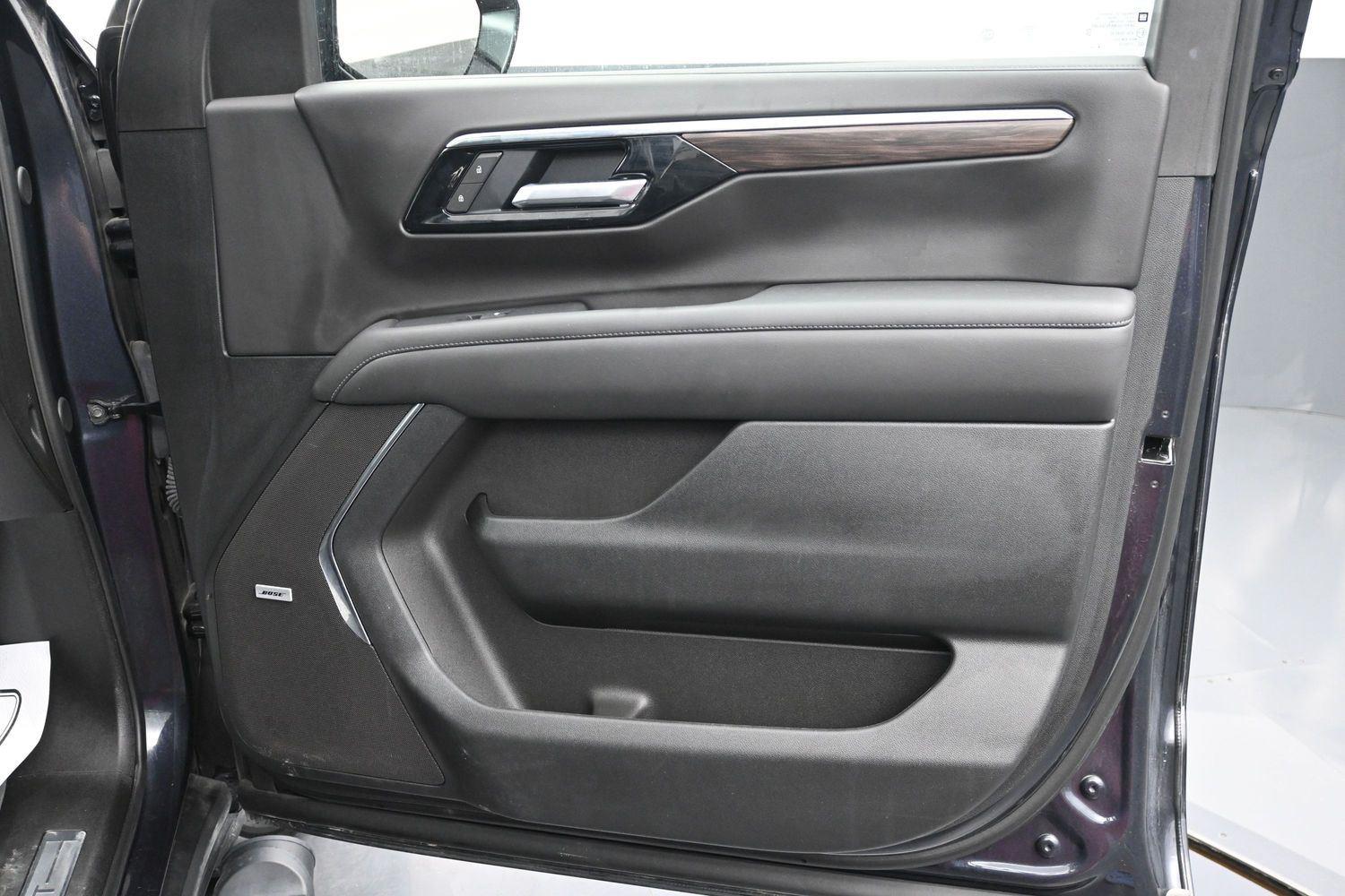 Used 2025 Dark Ash Metallic Chevrolet Z71 image 10