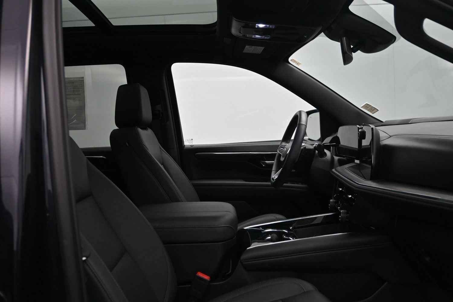 Used 2025 Dark Ash Metallic Chevrolet Z71 image 13