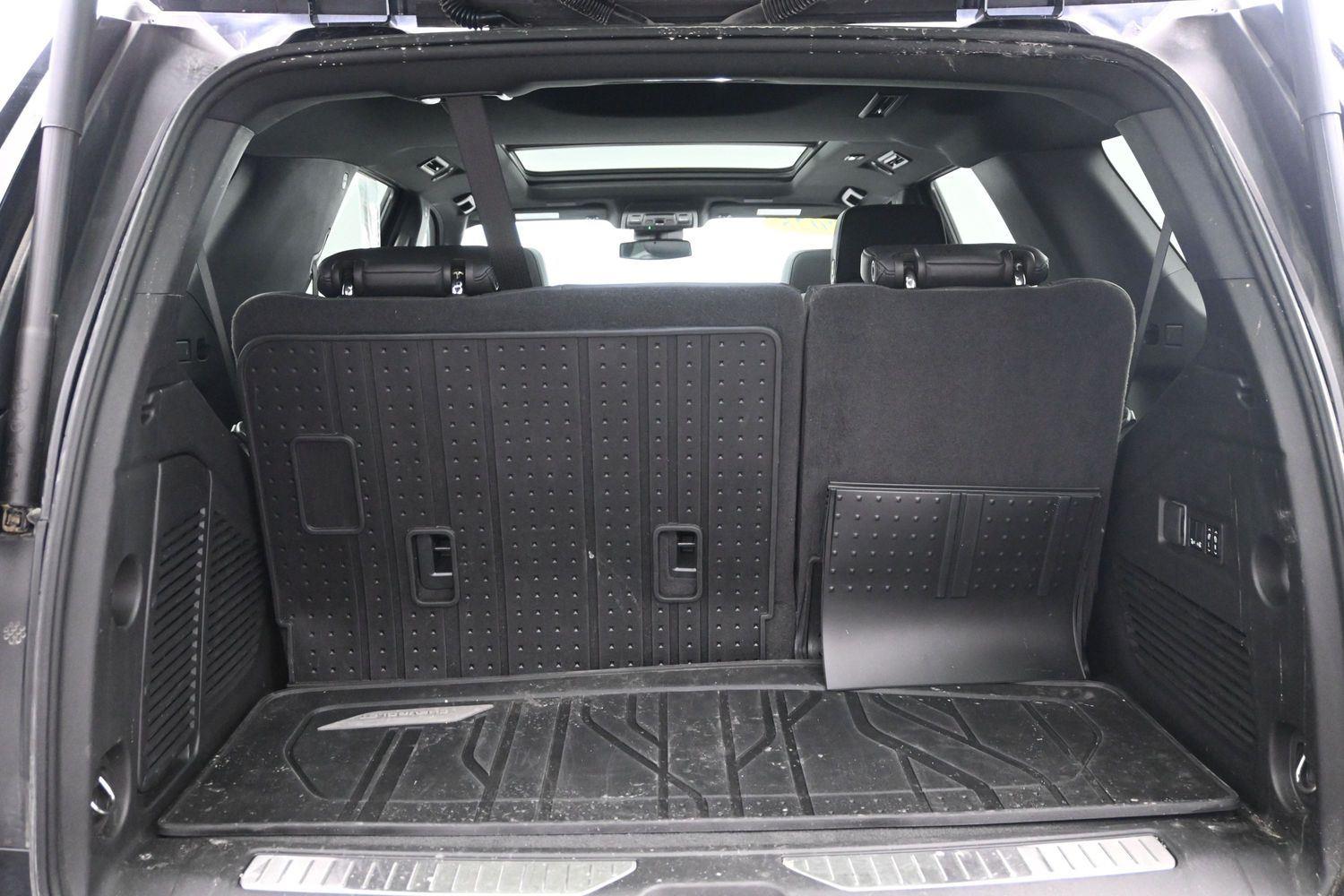 Used 2025 Dark Ash Metallic Chevrolet Z71 image 18