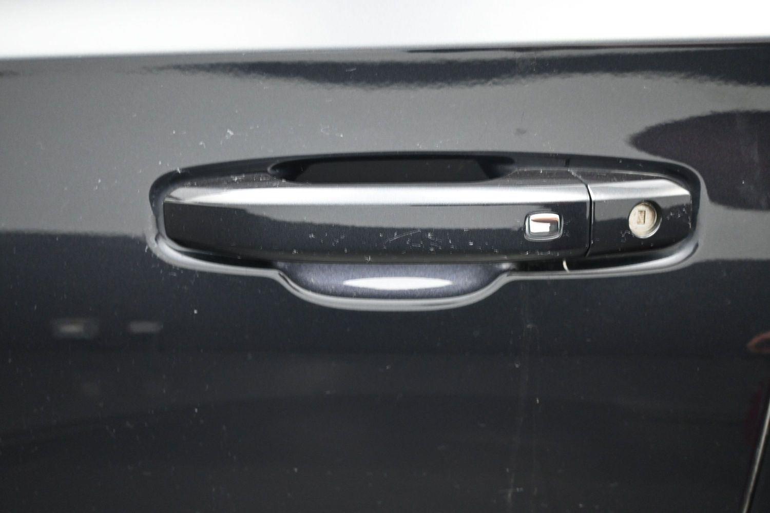 Used 2025 Dark Ash Metallic Chevrolet Z71 image 20