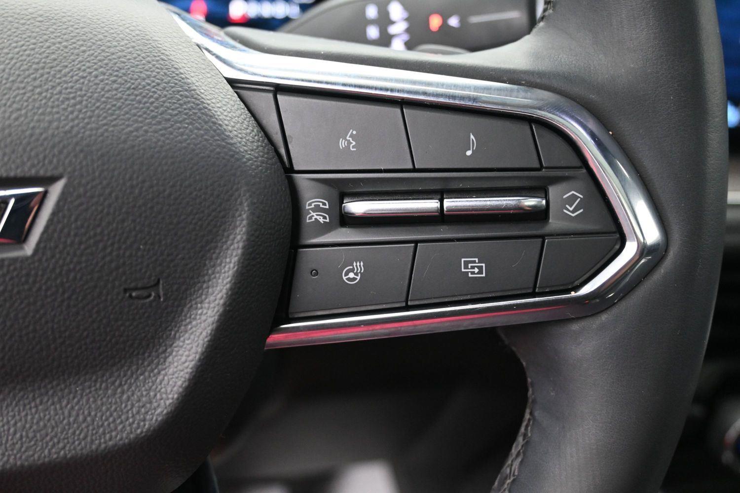 Used 2025 Dark Ash Metallic Chevrolet Z71 image 29