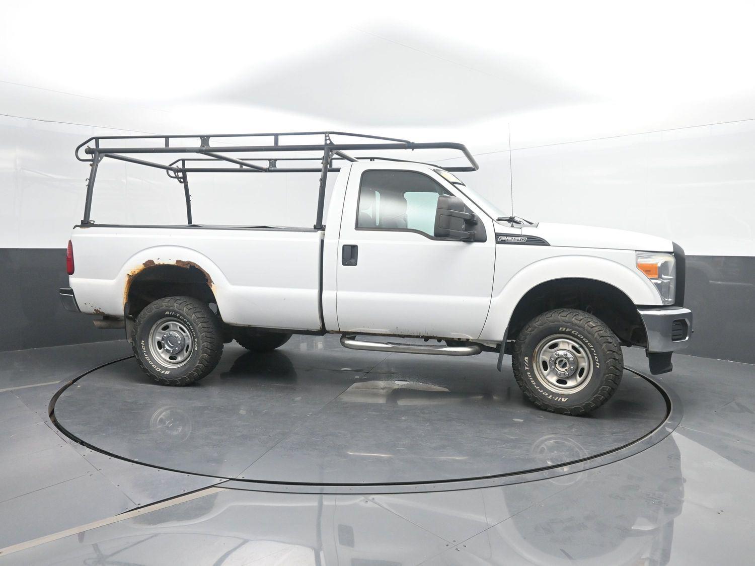 Used 2015 Oxford White FORD  image 3