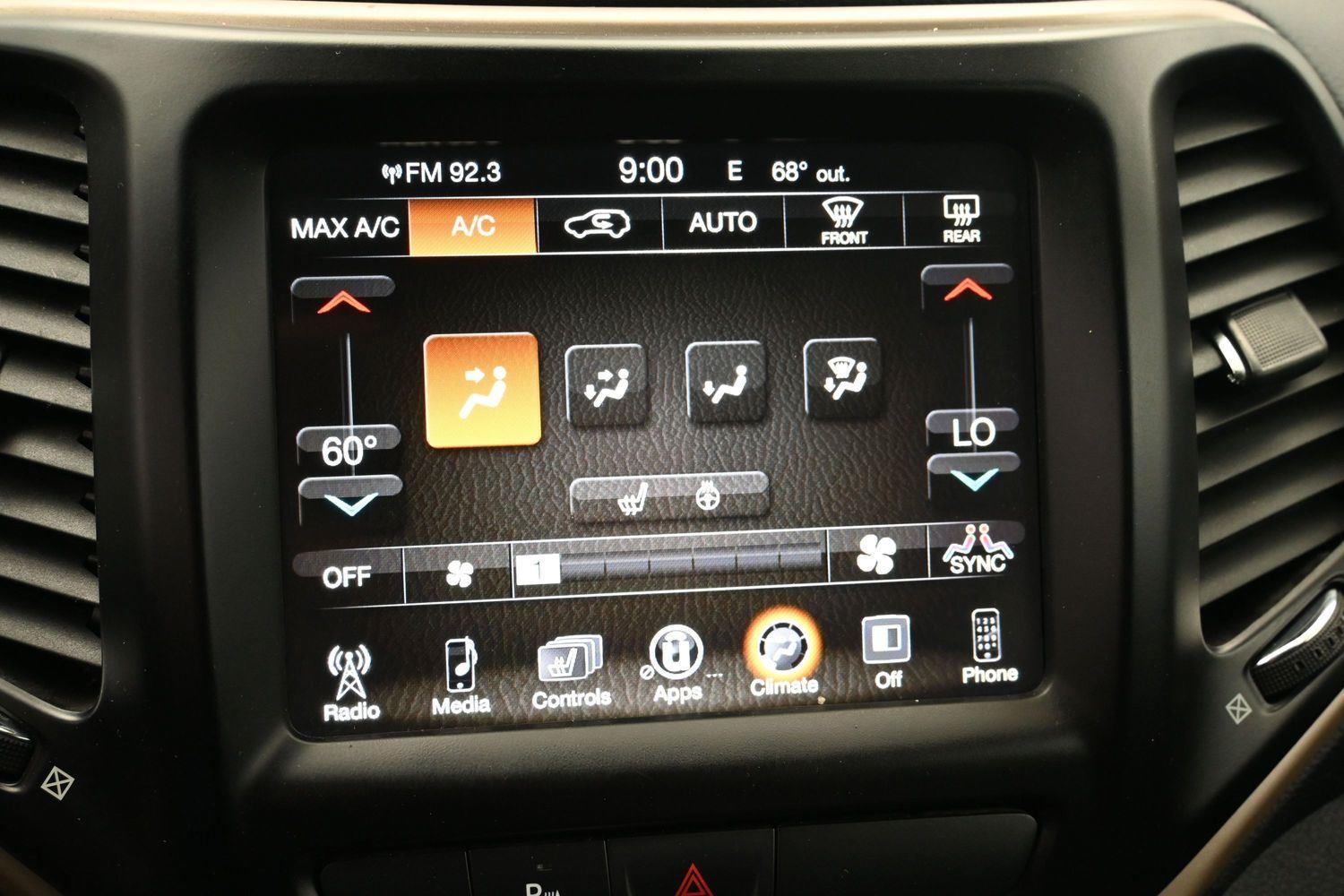 Used 2018 Granite Crystal Metallic Clearcoat Jeep Limited image 25