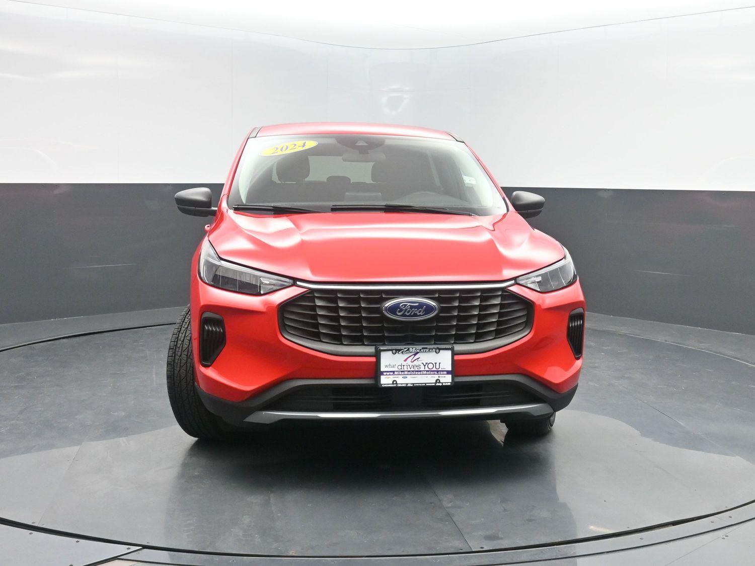 Used 2024 Race Red Ford Active image 38