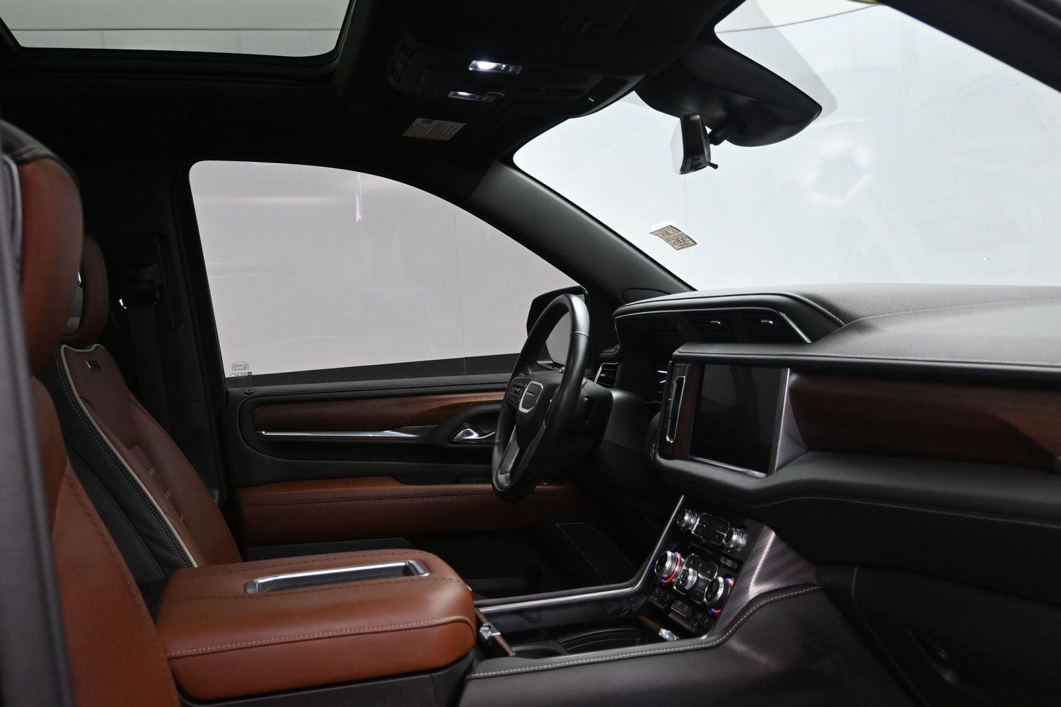 Used 2023 Onyx Black GMC Denali Ultimate image 14