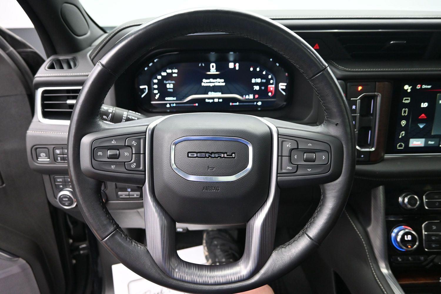 Used 2023 Onyx Black GMC Denali Ultimate image 30