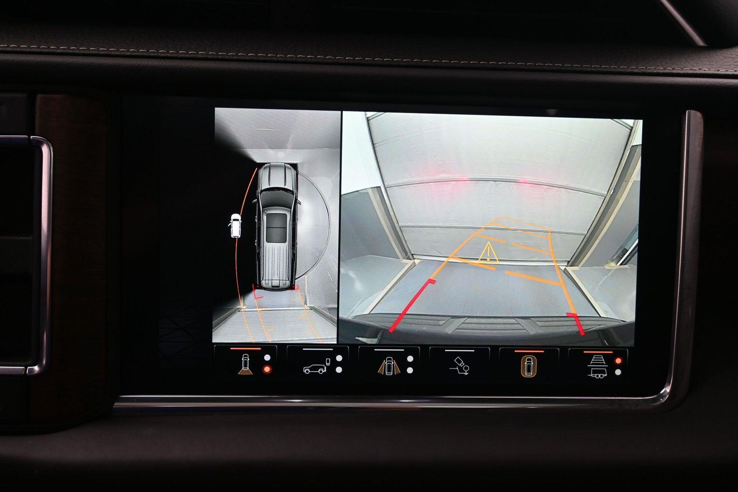 Used 2023 Onyx Black GMC Denali Ultimate image 36