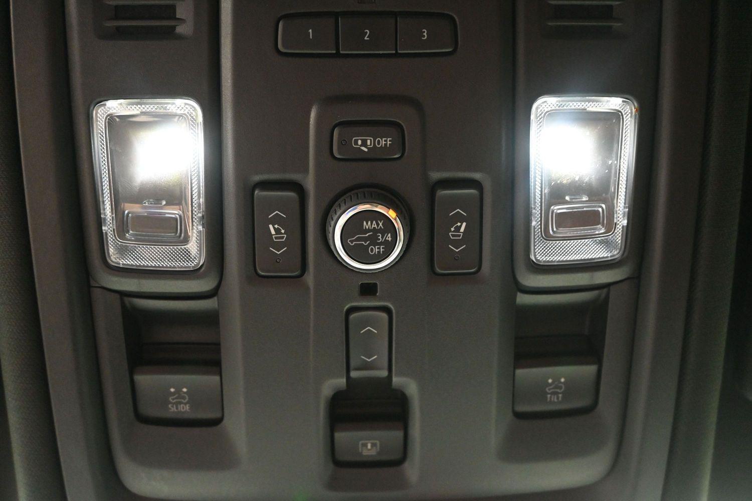 Used 2023 Onyx Black GMC Denali Ultimate image 40
