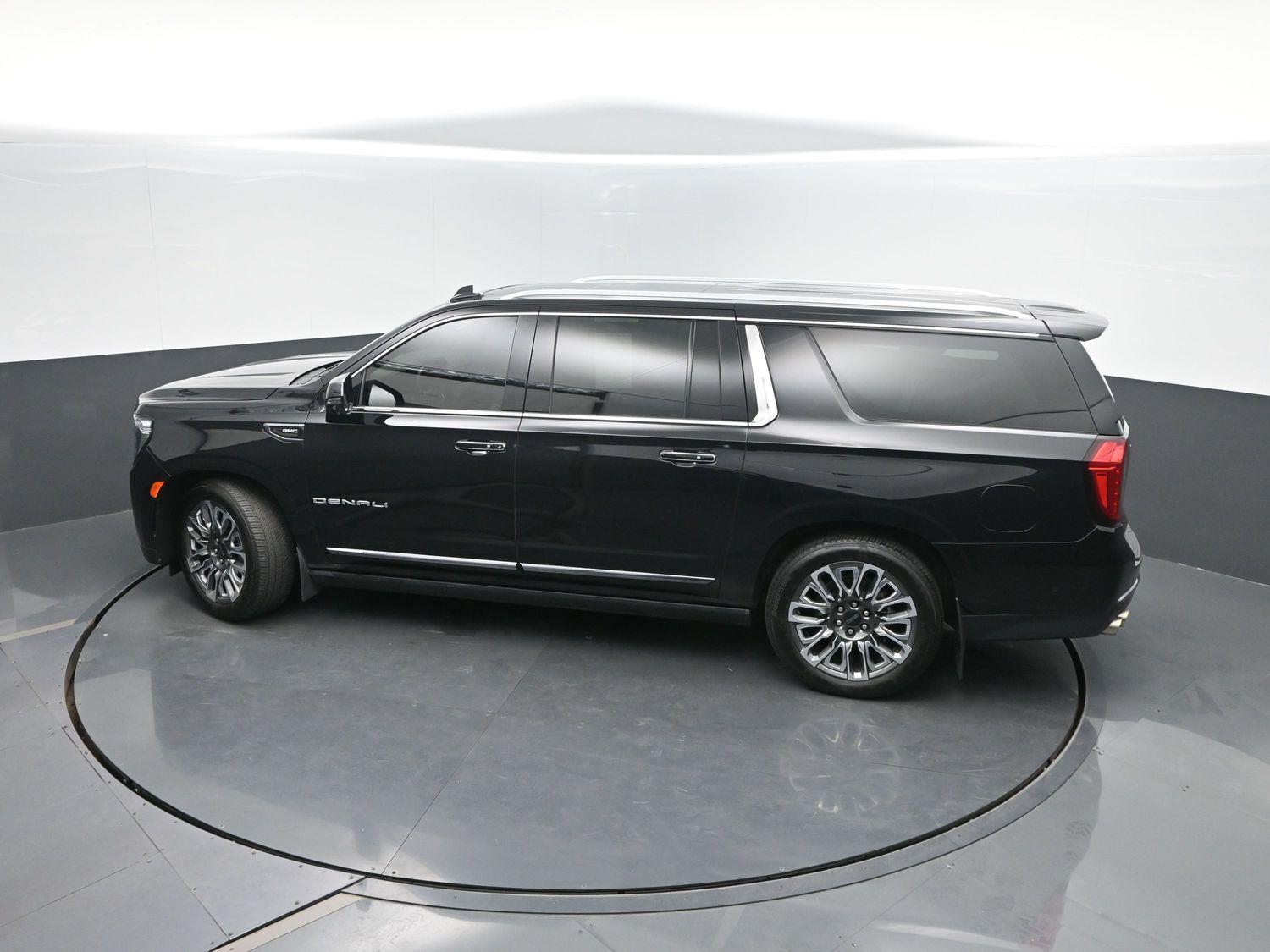 Used 2023 Onyx Black GMC Denali Ultimate image 46