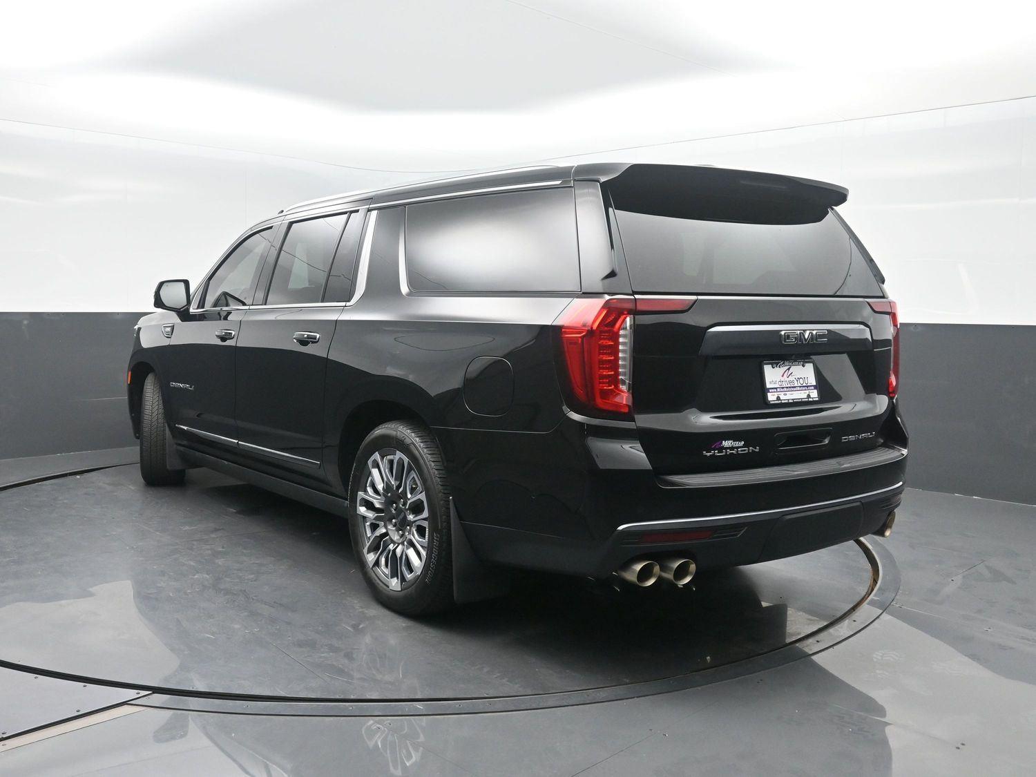 Used 2023 Onyx Black GMC Denali Ultimate image 52