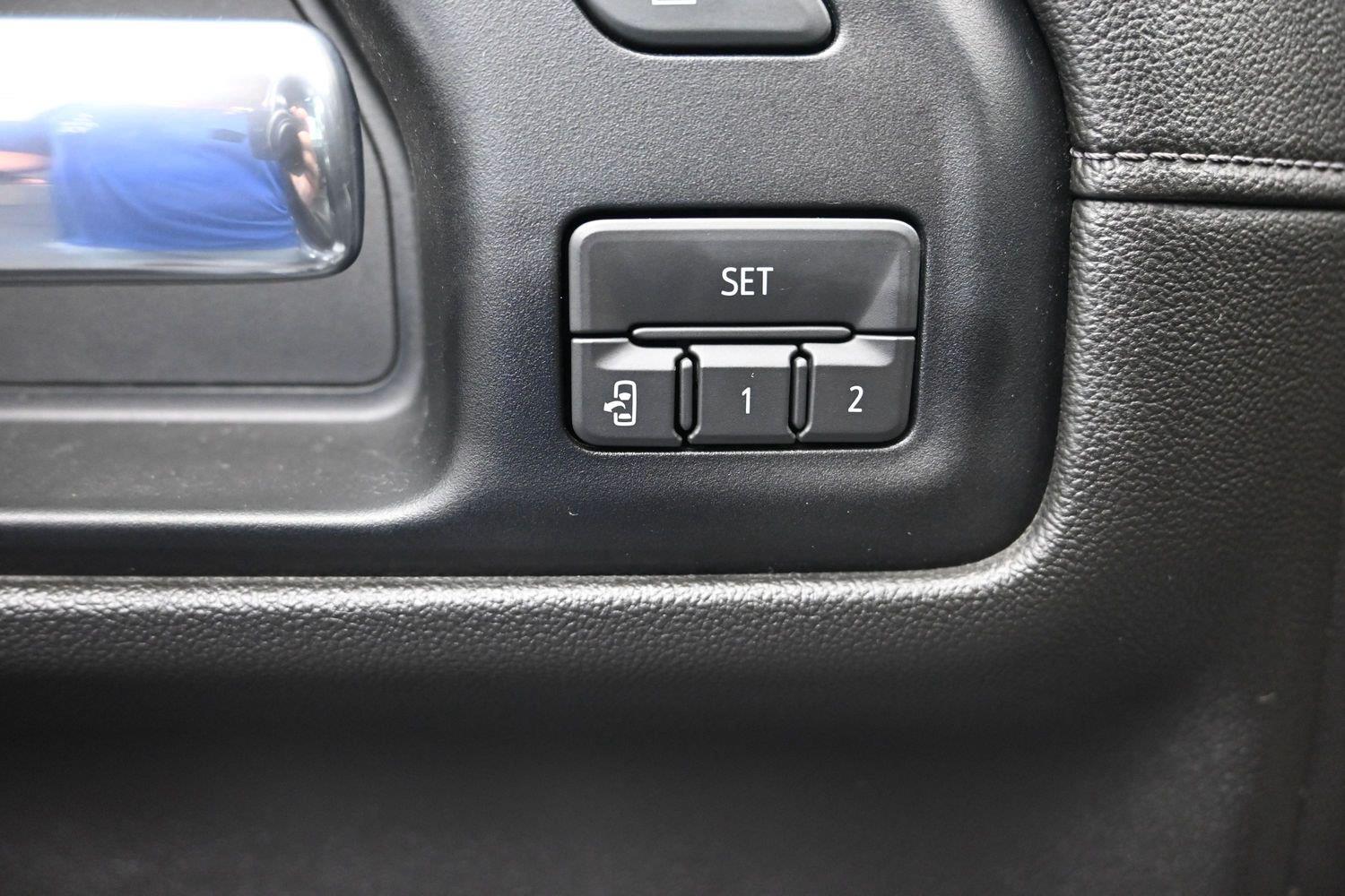 Used 2019 Satin Steel Metallic GMC SLT image 21