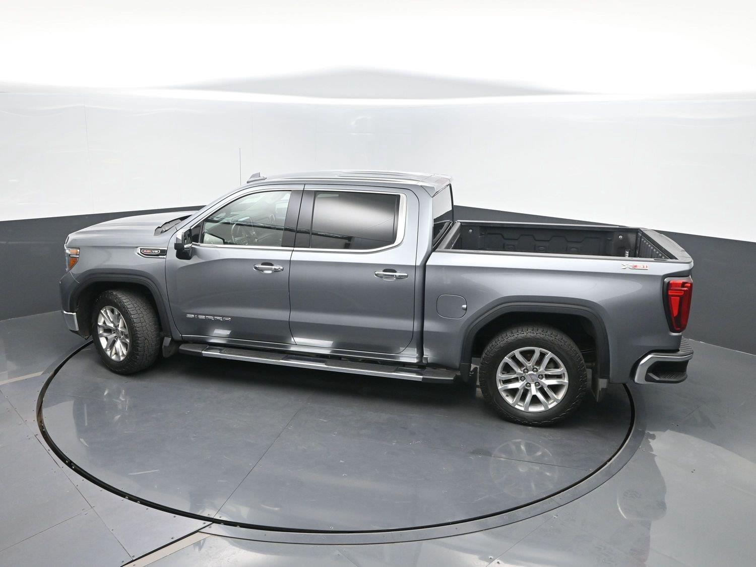 Used 2019 Satin Steel Metallic GMC SLT image 39