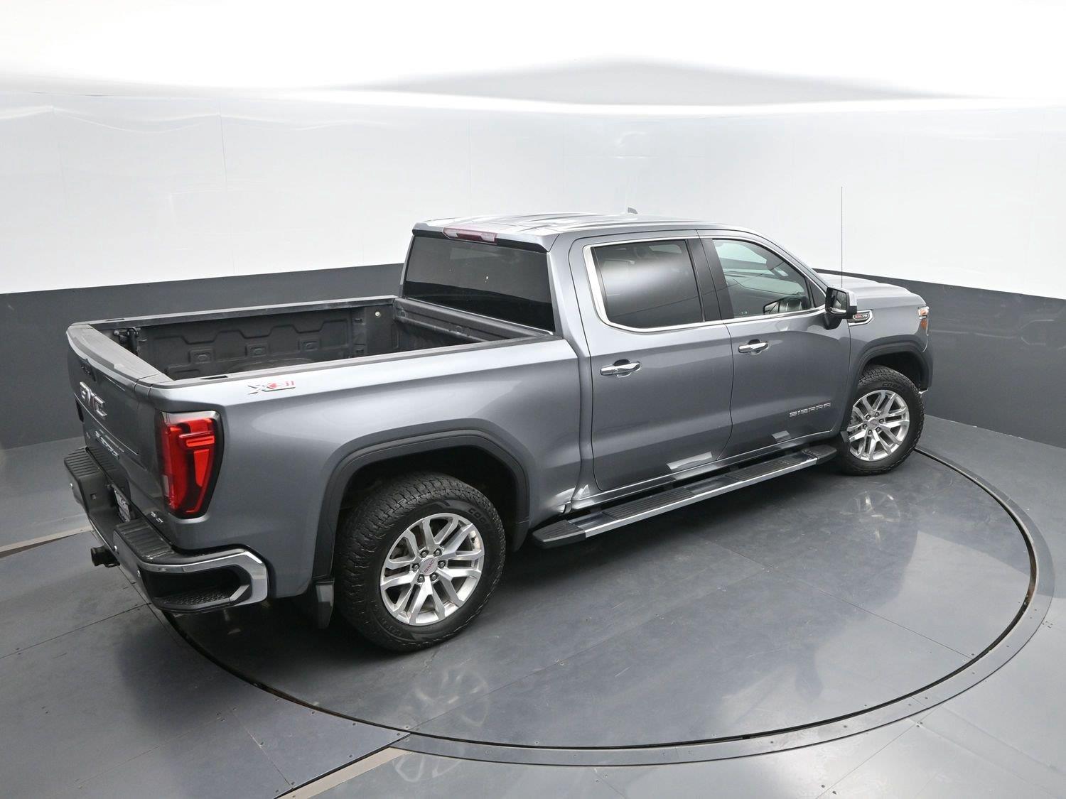 Used 2019 Satin Steel Metallic GMC SLT image 40