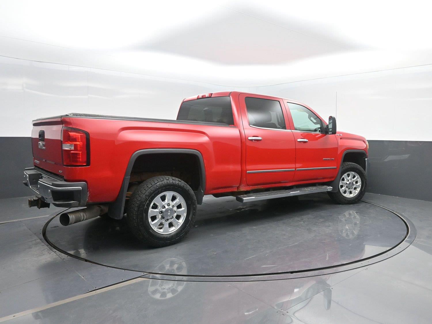 Used 2015 Fire Red GMC SLT image 2