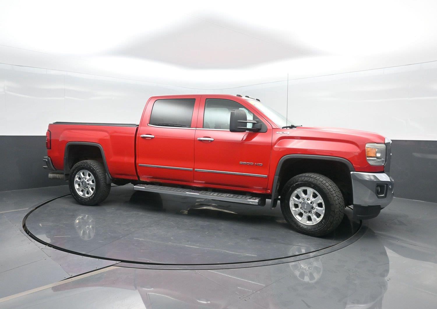 Used 2015 Fire Red GMC SLT image 3