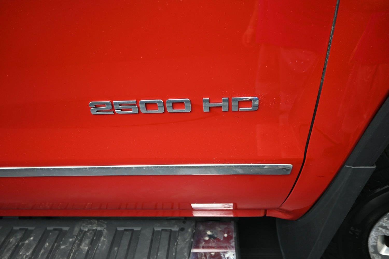 Used 2015 Fire Red GMC SLT image 7