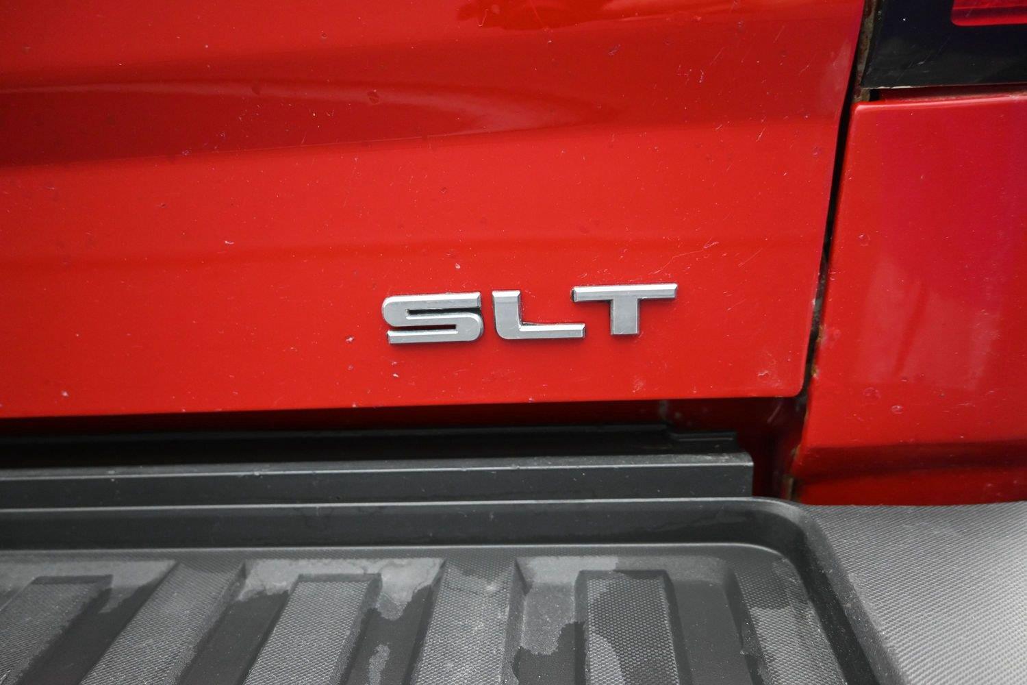 Used 2015 Fire Red GMC SLT image 15