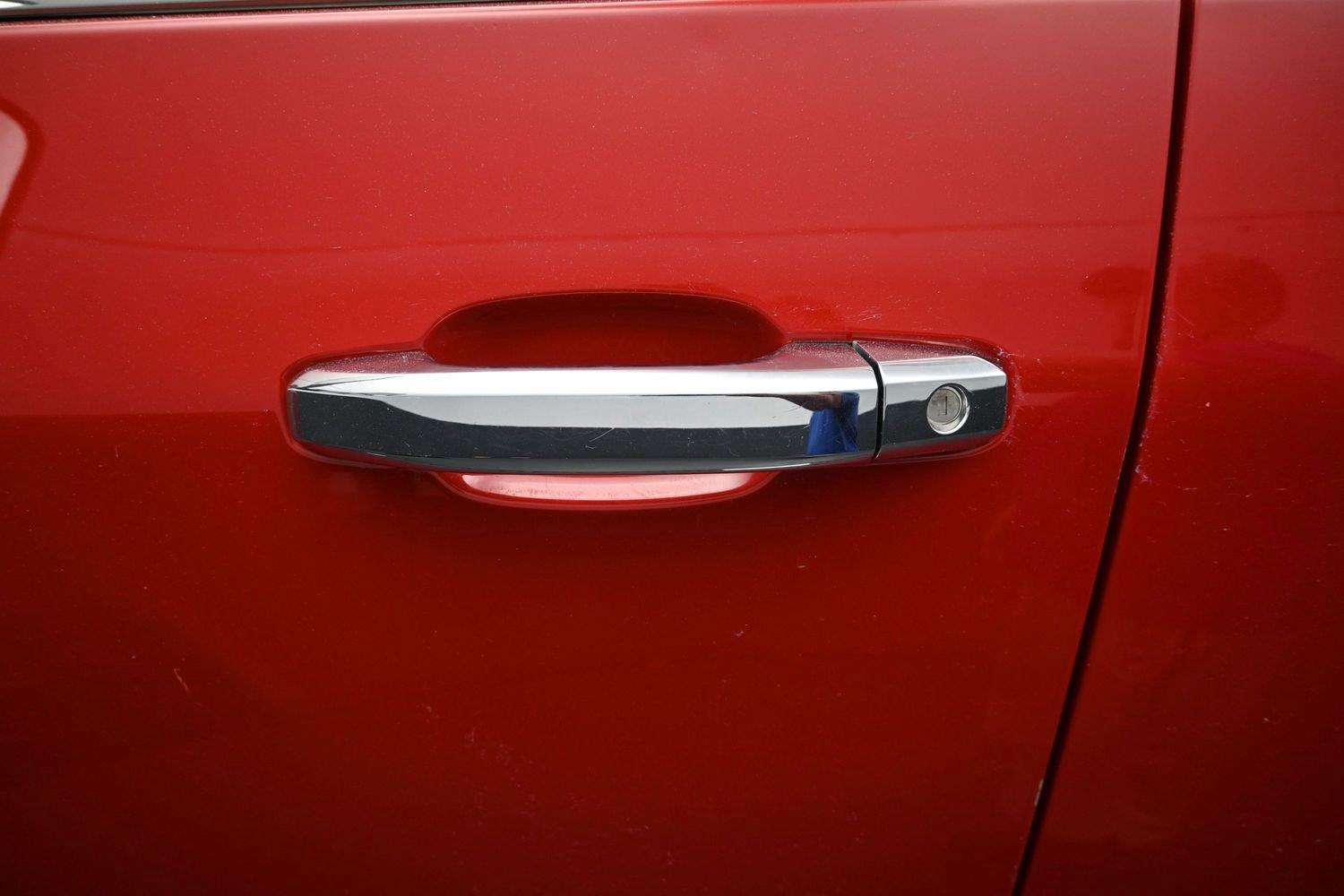 Used 2015 Fire Red GMC SLT image 18