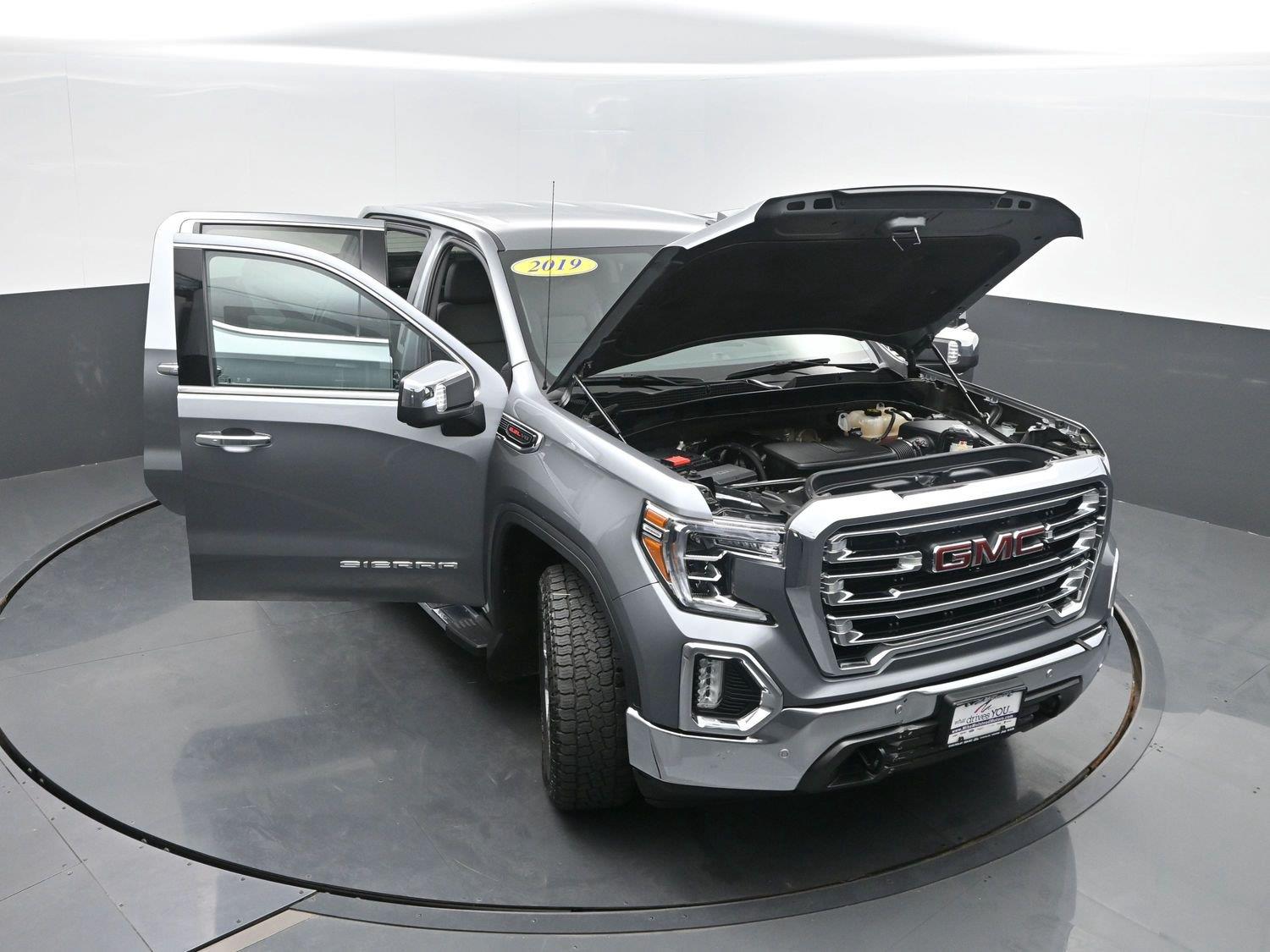 Used 2019 Satin Steel Metallic GMC SLT image 47