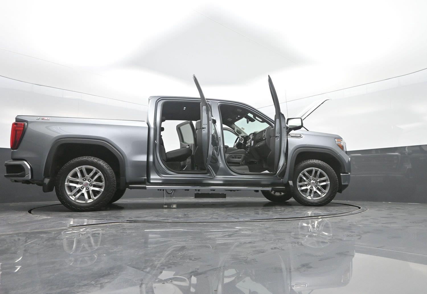 Used 2019 Satin Steel Metallic GMC SLT image 53