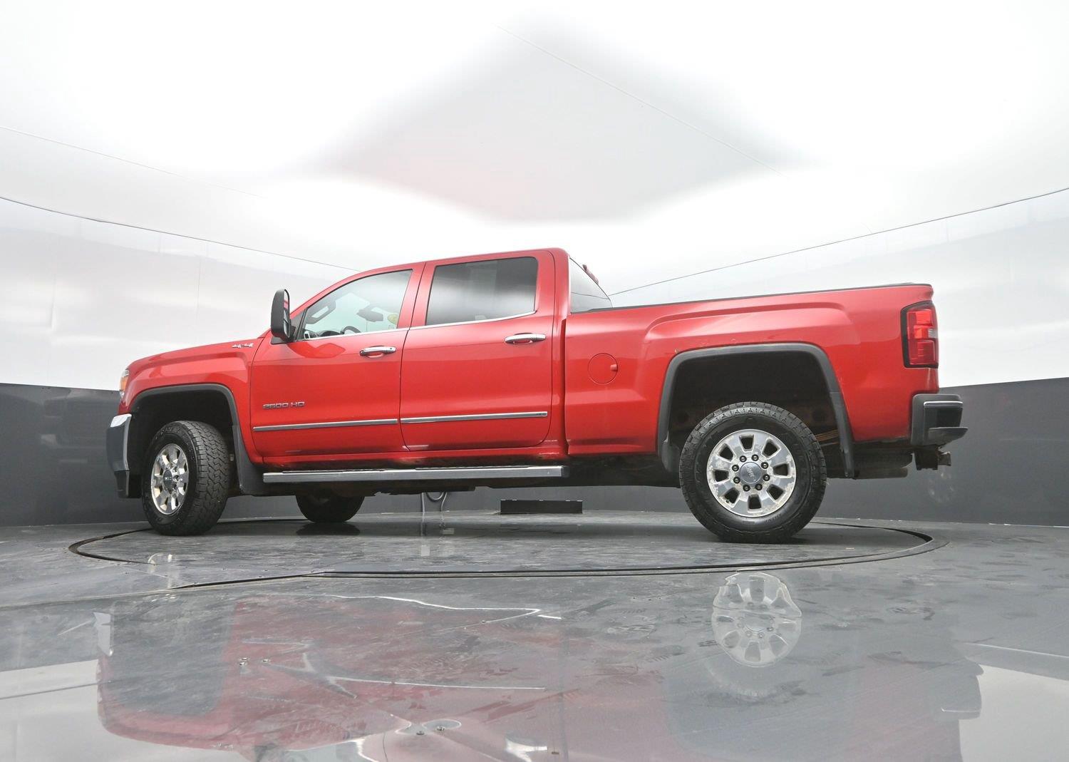 Used 2015 Fire Red GMC SLT image 35