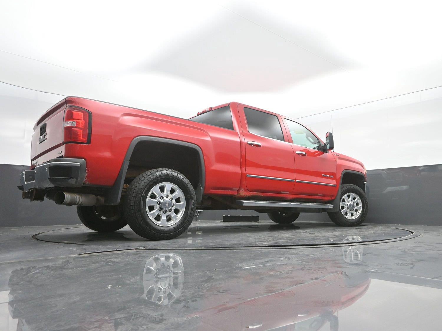 Used 2015 Fire Red GMC SLT image 36