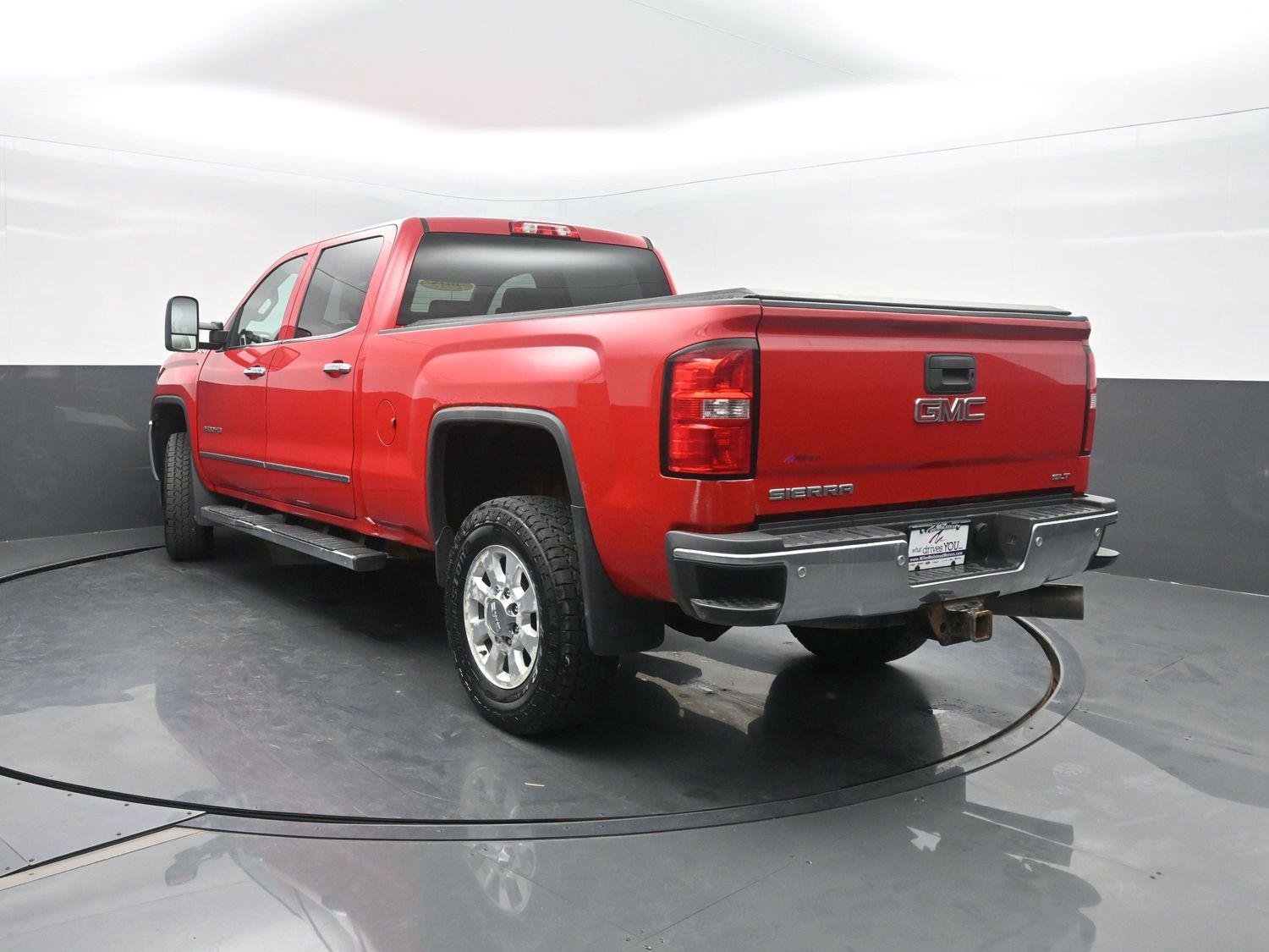 Used 2015 Fire Red GMC SLT image 45