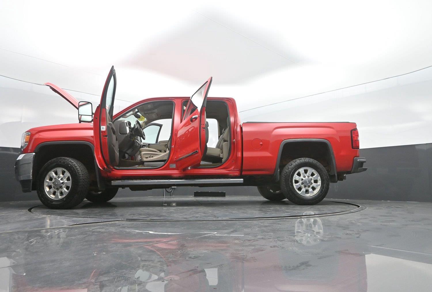Used 2015 Fire Red GMC SLT image 52