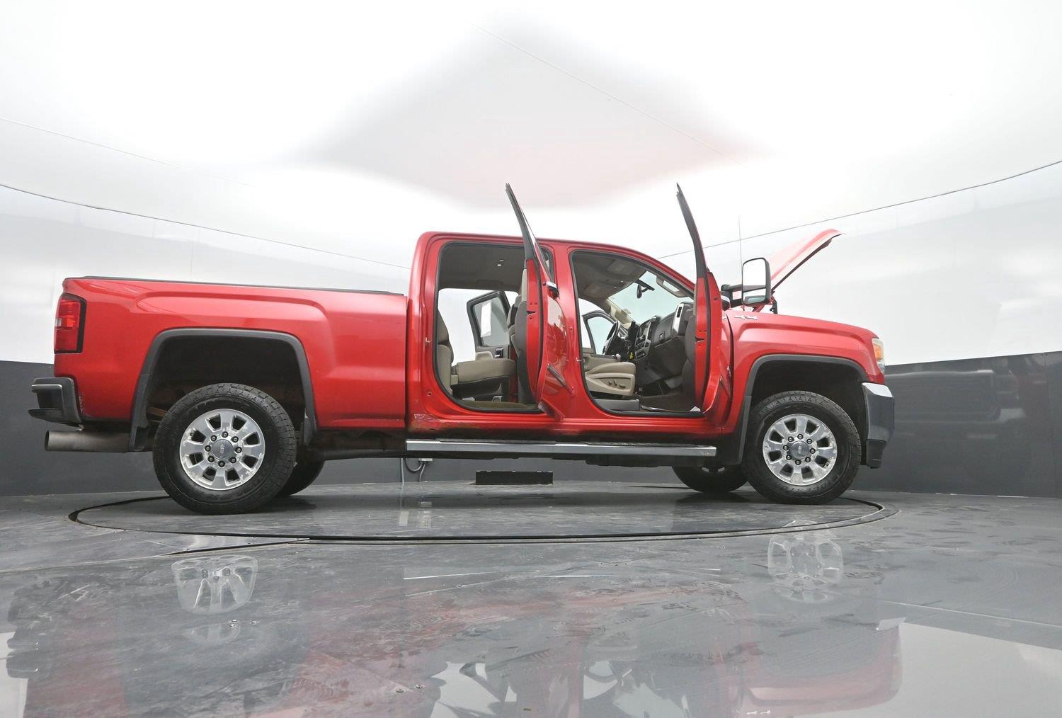 Used 2015 Fire Red GMC SLT image 53