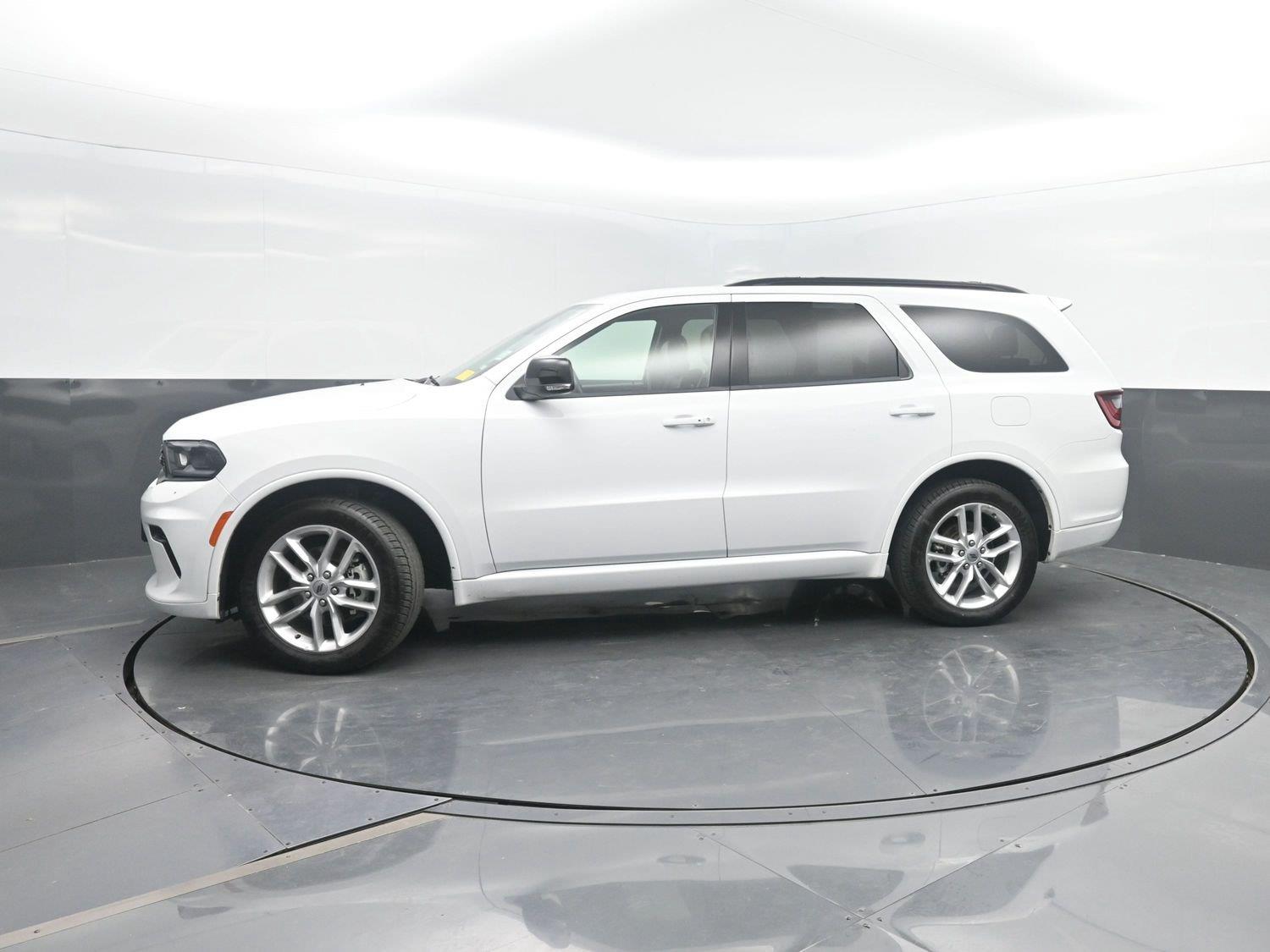 White Knuckle Clearcoat 2024 Dodge Durango SUV / Crossover All-Wheel Drive 8-Speed Automatic