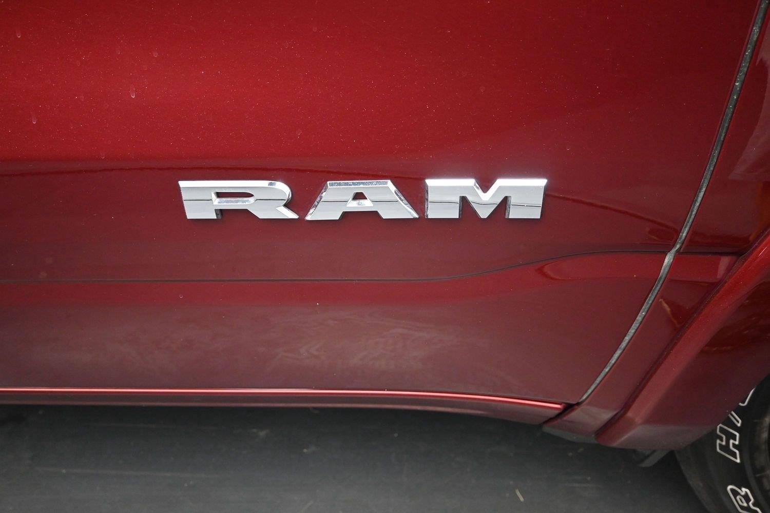 Used 2025 Delmonico Red Pearlcoat Ram Laramie image 7
