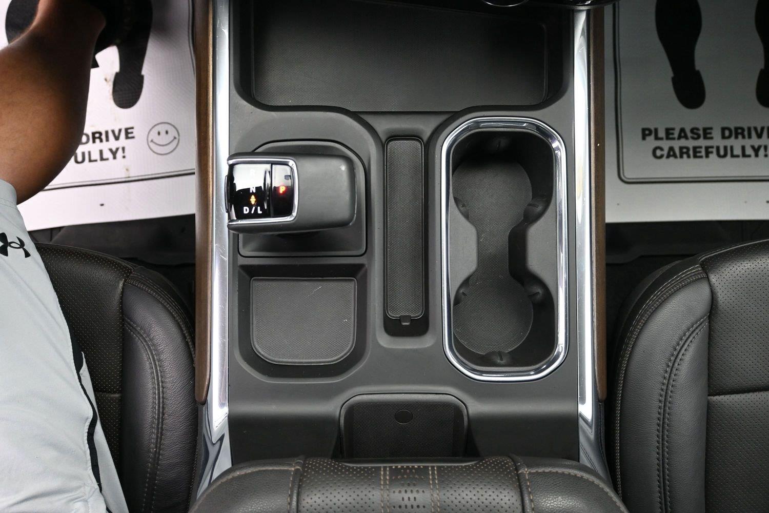 Used 2025 Black Chevrolet High Country image 38