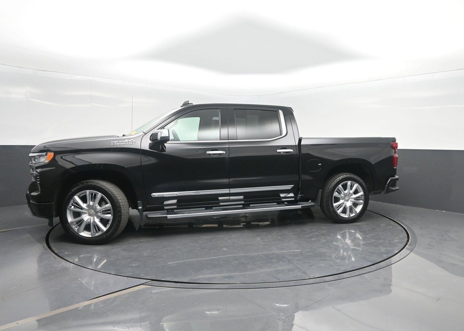 Black 2025 Chevrolet Silverado 1500 Pickup Truck Four-Wheel Drive Automatic