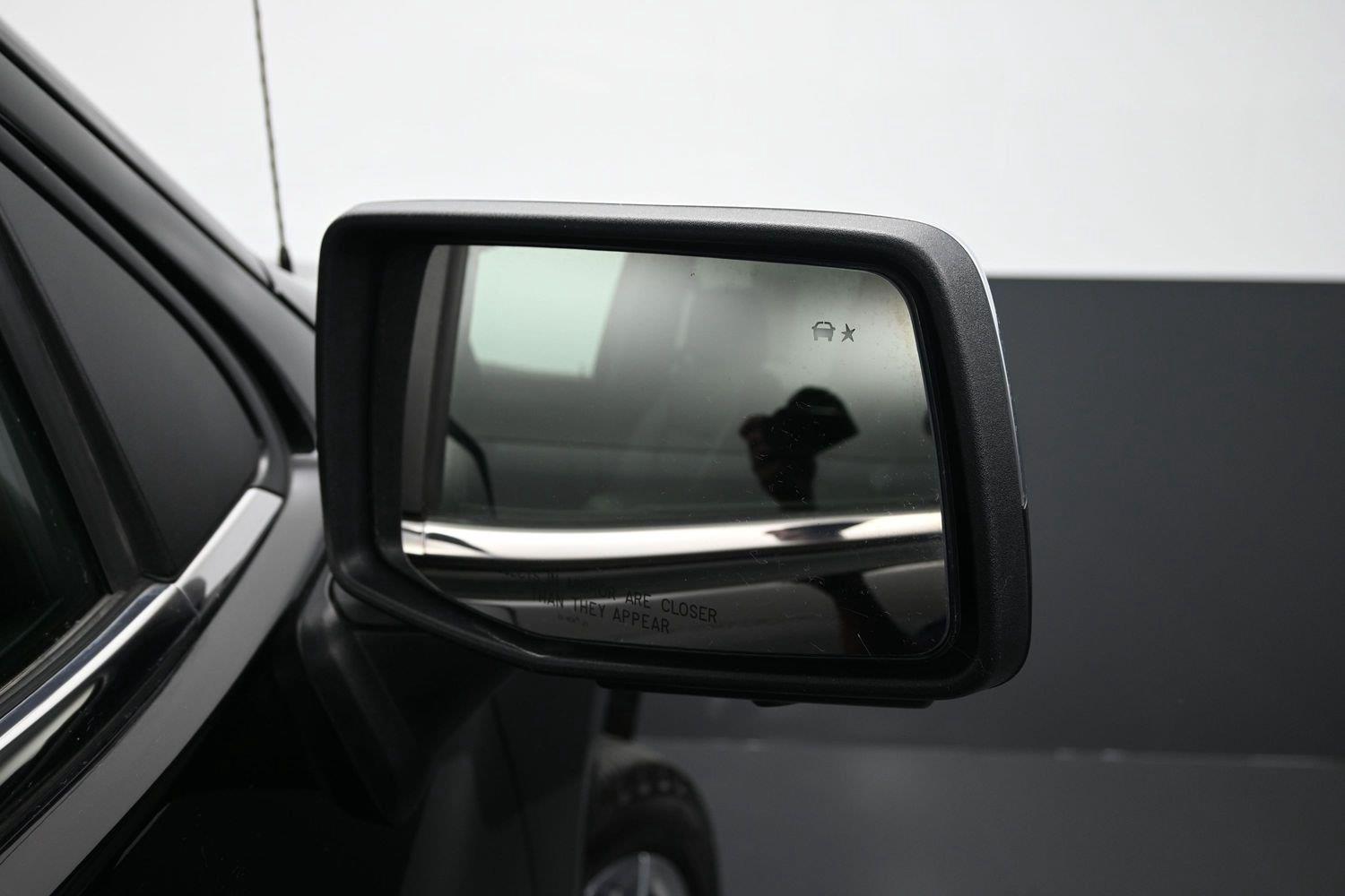 Used 2025 Black Chevrolet High Country image 10