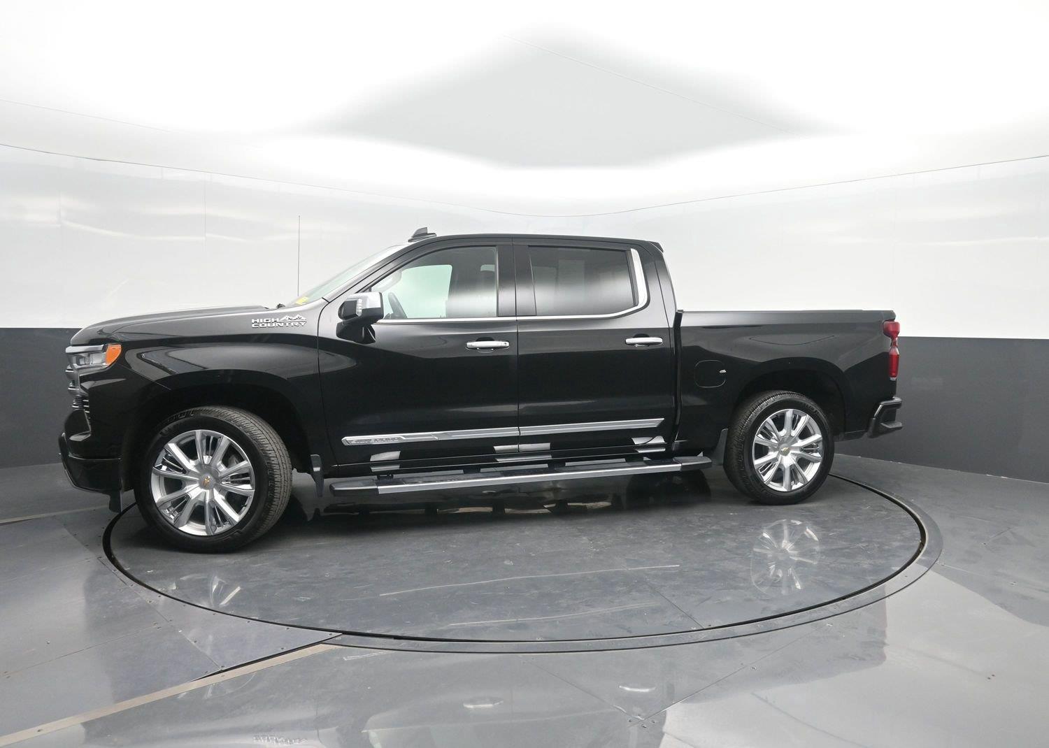 Black 2025 Chevrolet Silverado 1500 Pickup Truck Four-Wheel Drive Automatic
