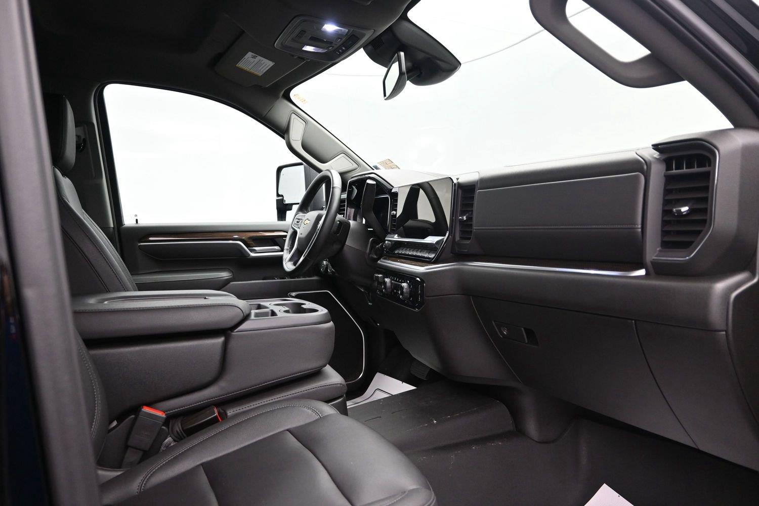 Used 2026 Black Chevrolet LT image 14