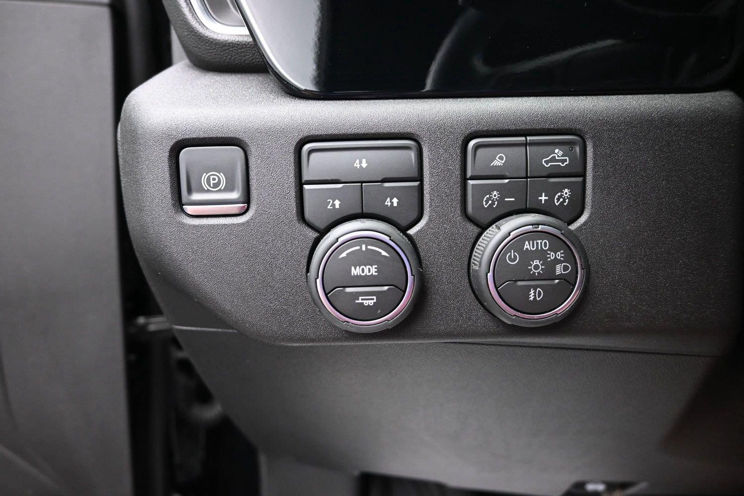 Used 2026 Black Chevrolet LT image 26