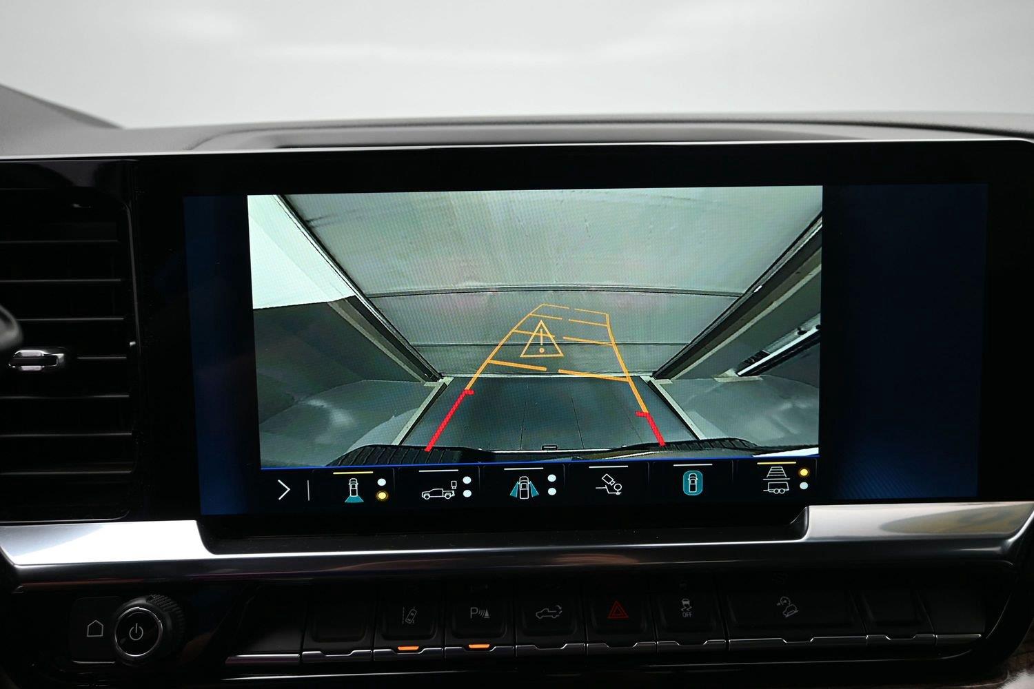 Used 2026 Black Chevrolet LT image 33