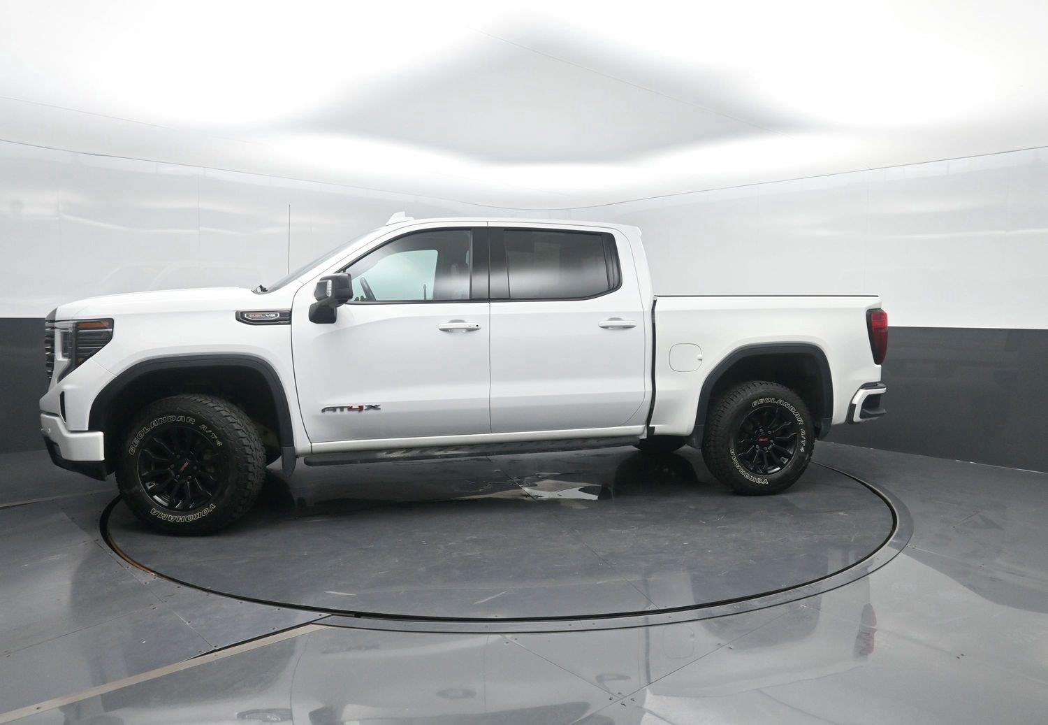 2023 GMC Sierra 1500 AT4X Crew Cab 4WD