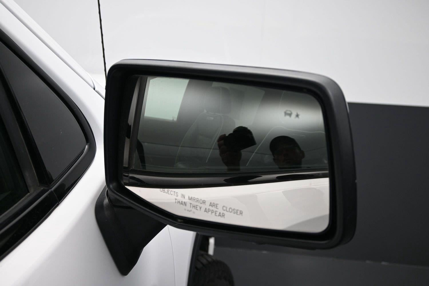Used 2023 Summit White GMC AT4X image 9