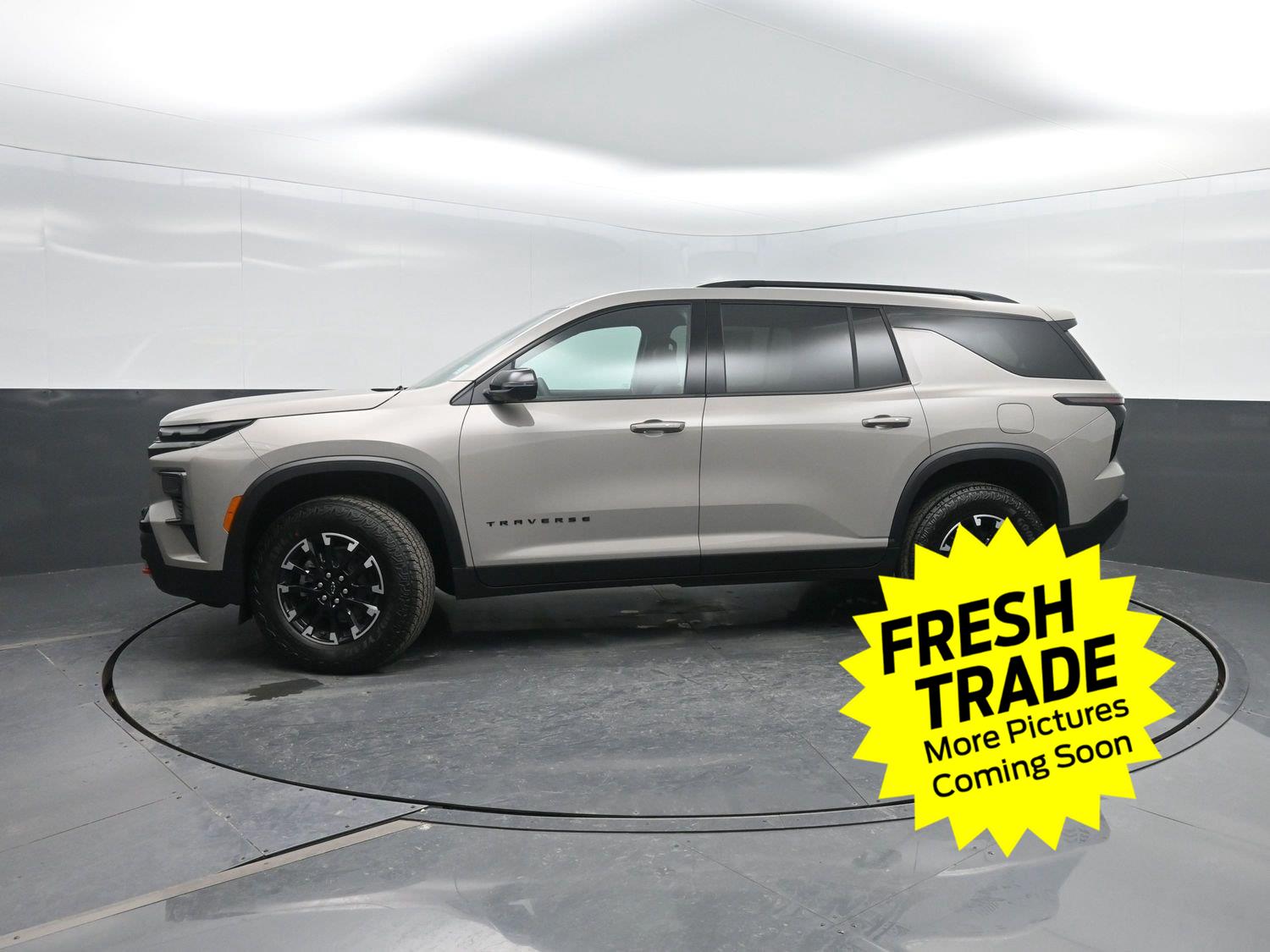 Sandstone Gray 2026 Chevrolet Traverse SUV / Crossover Four-Wheel Drive 8-Speed Automatic