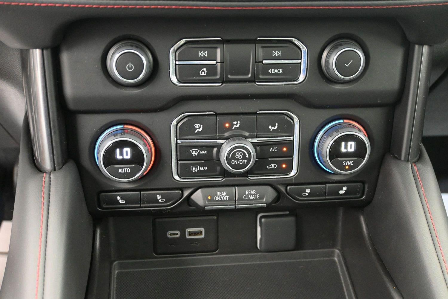 Used 2024 Summit White Chevrolet RST image 34