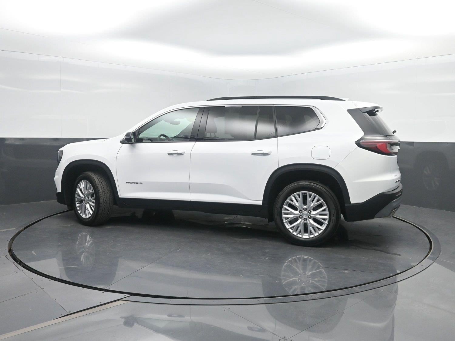 Used 2026 Summit White GMC AWD Elevation image 44