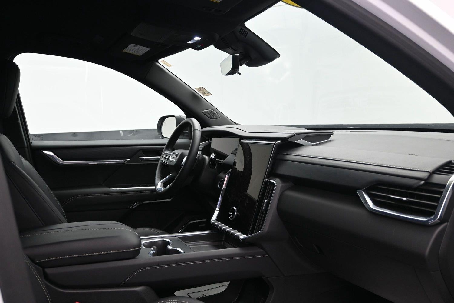 Used 2026 Summit White GMC AWD Elevation image 14