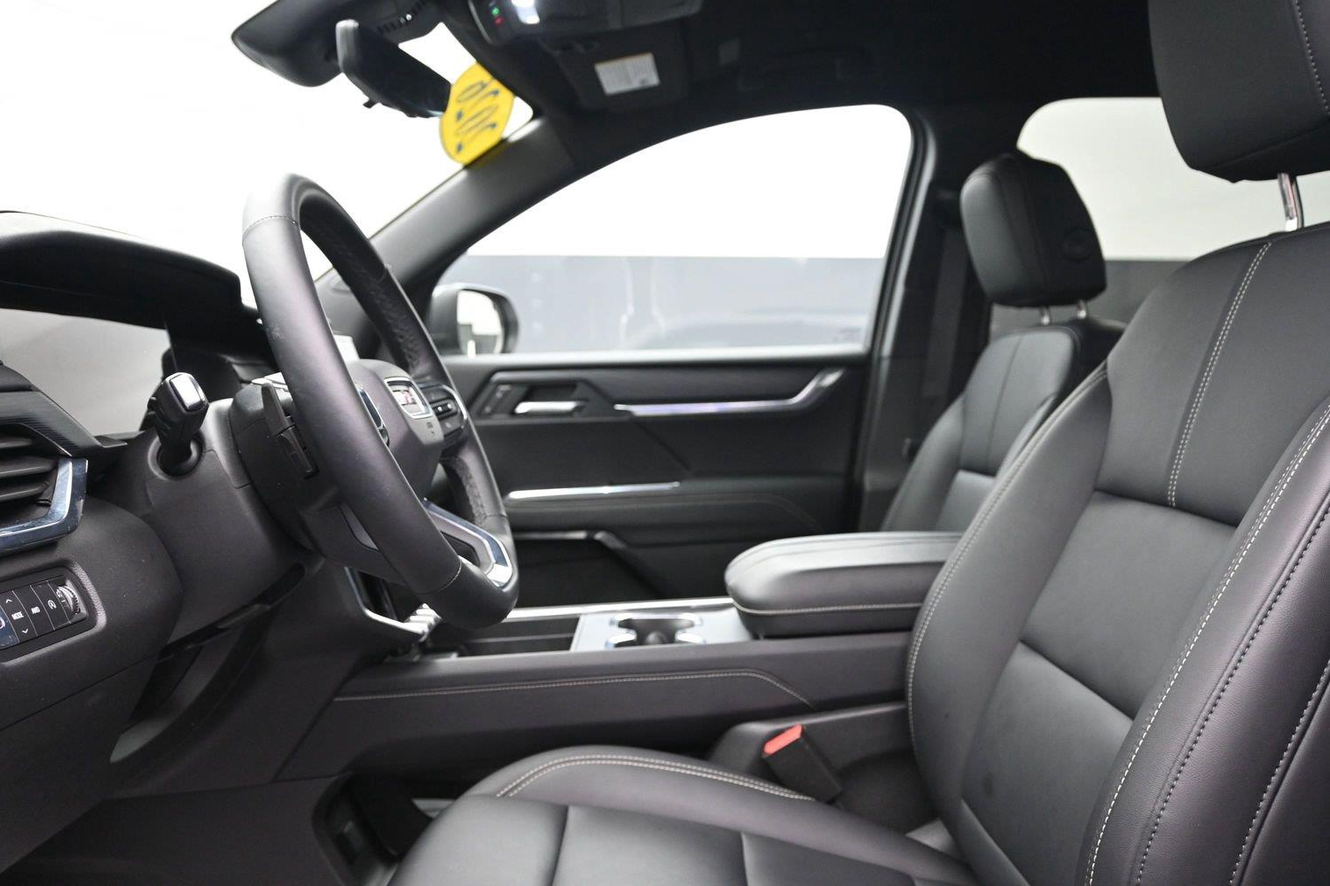 Used 2026 Summit White GMC AWD Elevation image 25