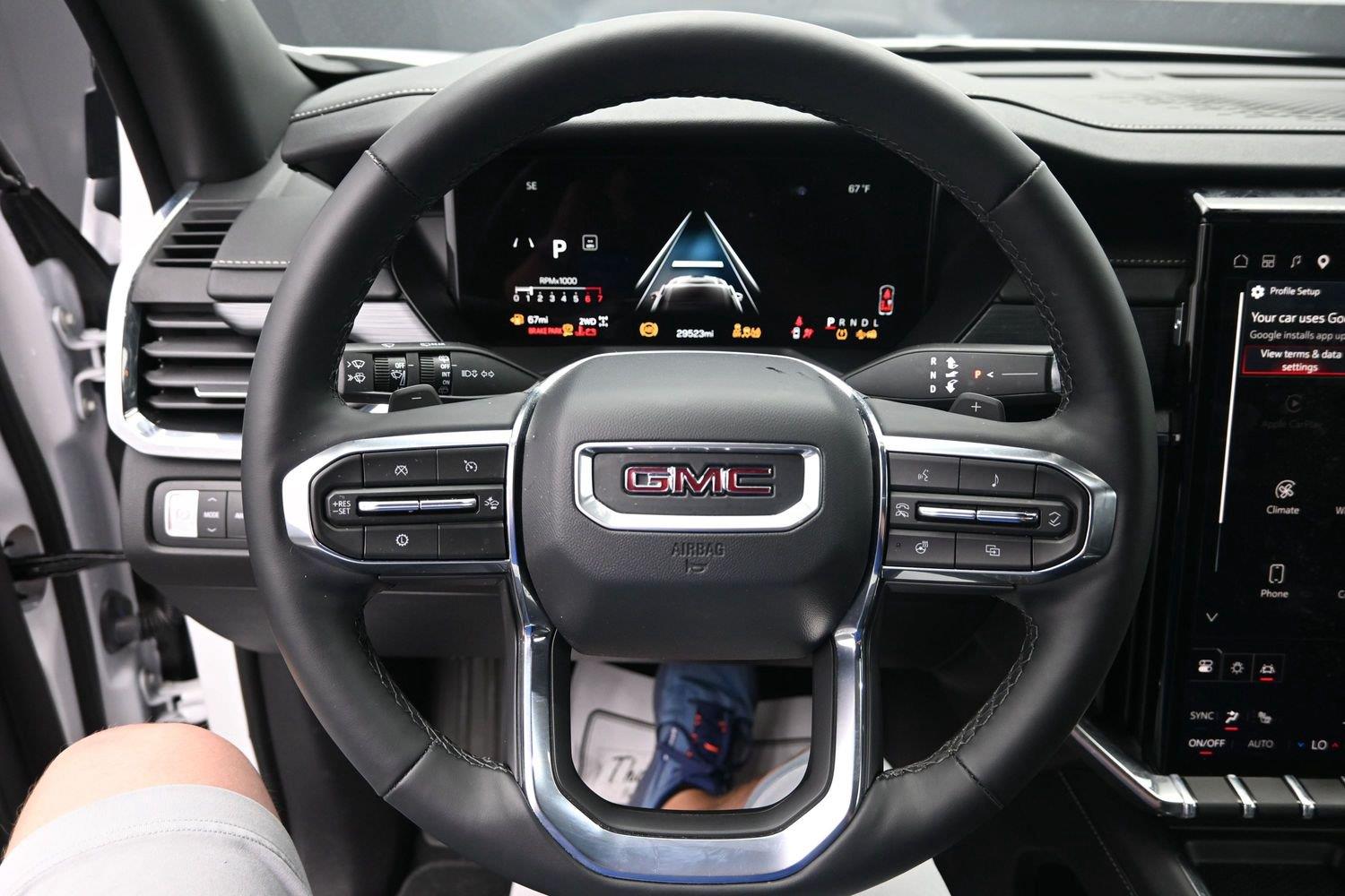 Used 2026 Summit White GMC AWD Elevation image 26