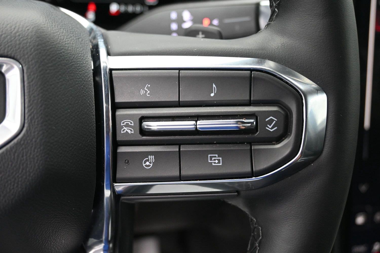 Used 2026 Summit White GMC AWD Elevation image 28