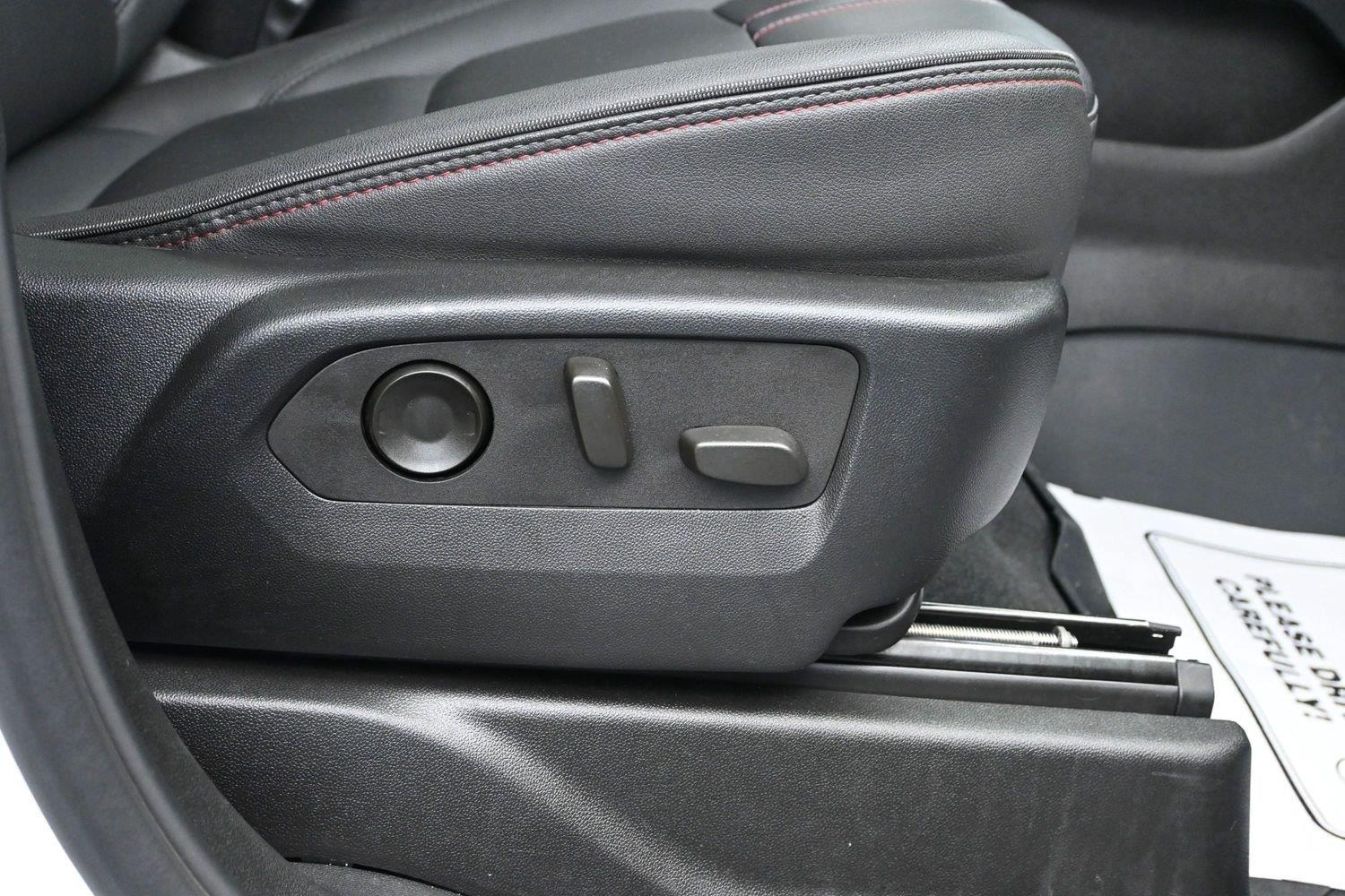 Used 2024 Summit White Chevrolet RST image 11