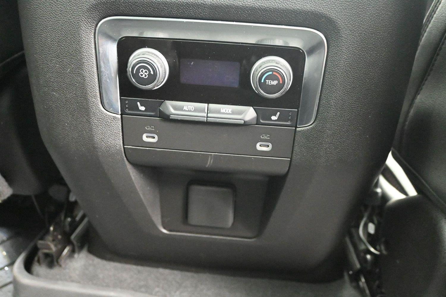 Used 2024 Summit White Chevrolet RST image 16