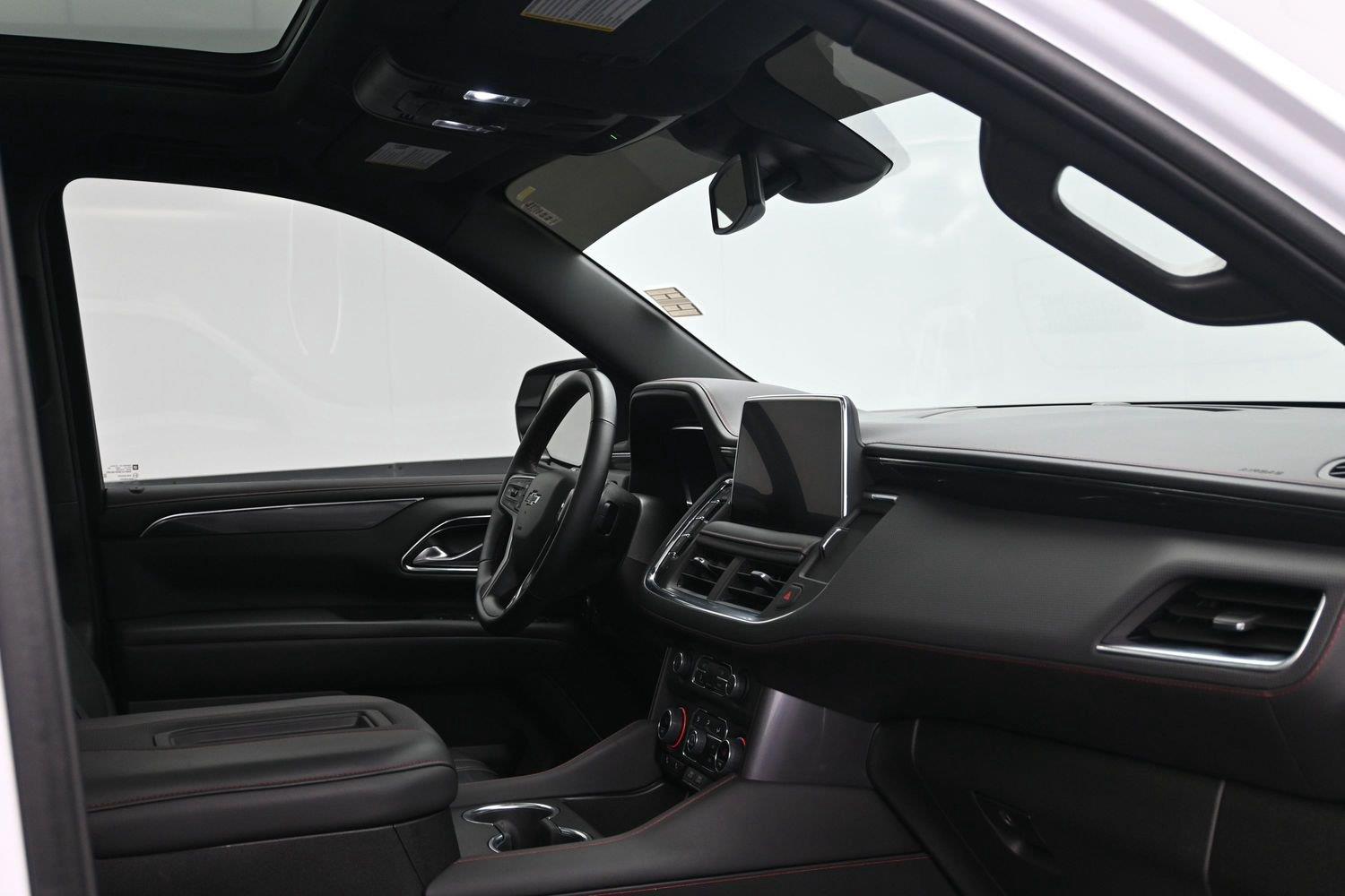 Used 2024 Summit White Chevrolet RST image 13